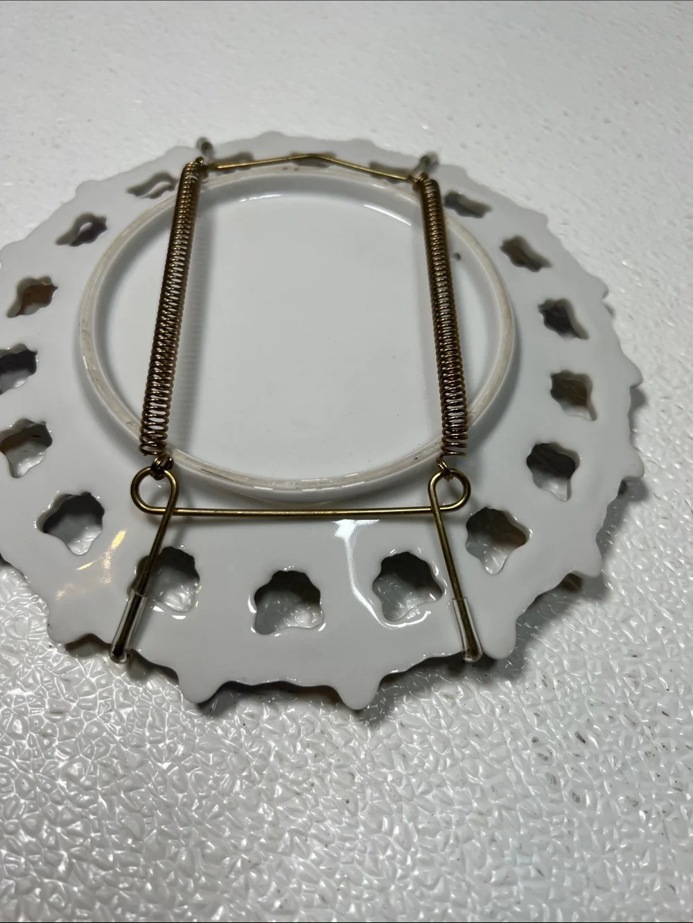 Decorative Porcelain Souvenir Plate Set with Gold Trim Set 2